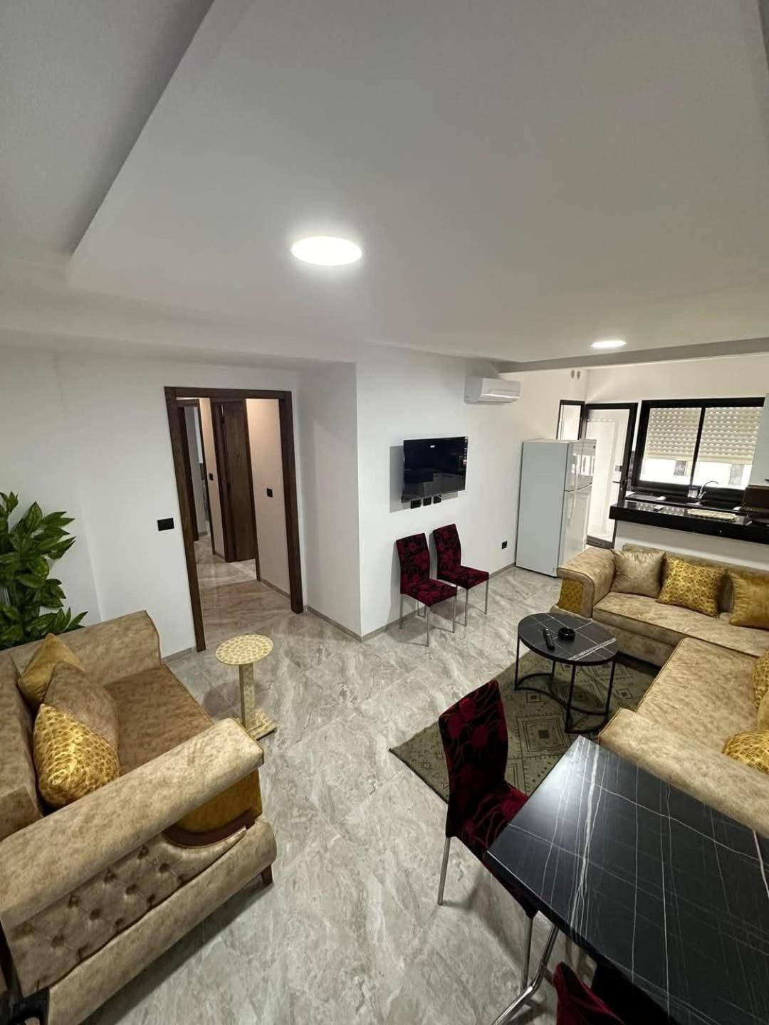 Board Apartment Irbid Exteriör bild